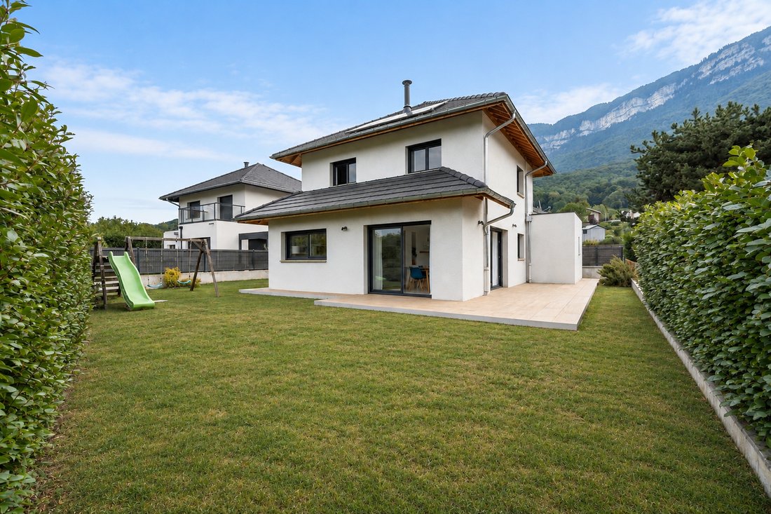 Haus in Drumettaz-Clarafond, Auvergne-Rhone-Alpen, Frankreich 1 - 18775035