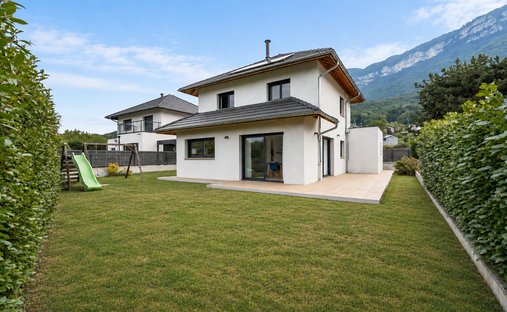 Casa en Drumettaz-Clarafond, Auvernia-Ródano-Alpes, Francia 1
