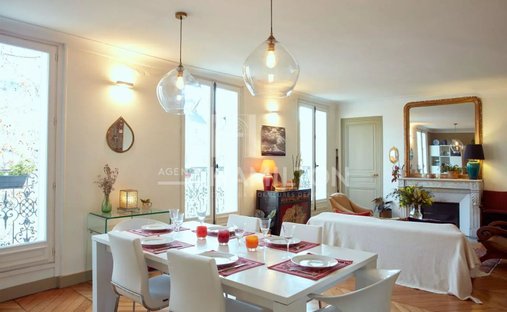 Apartment in Grange Aux Belles-Terrage, Paris 10e Arrondissement, Paris 1