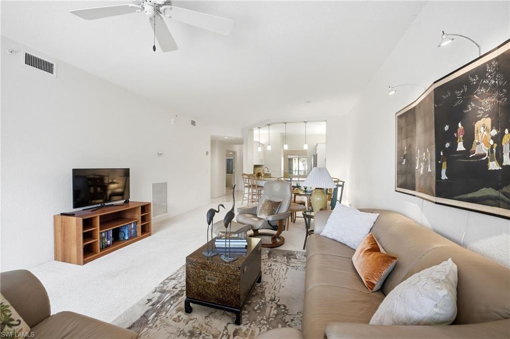 Condo in Naples, Florida, United States 5 - 18775192