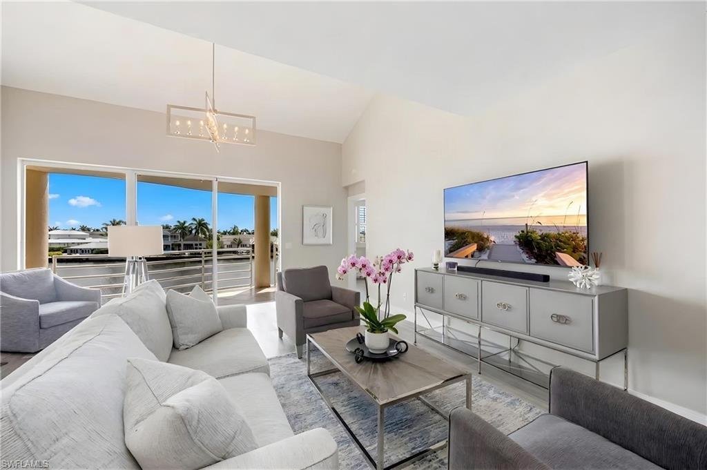 Condo in Naples, Florida, United States 4 - 18775190