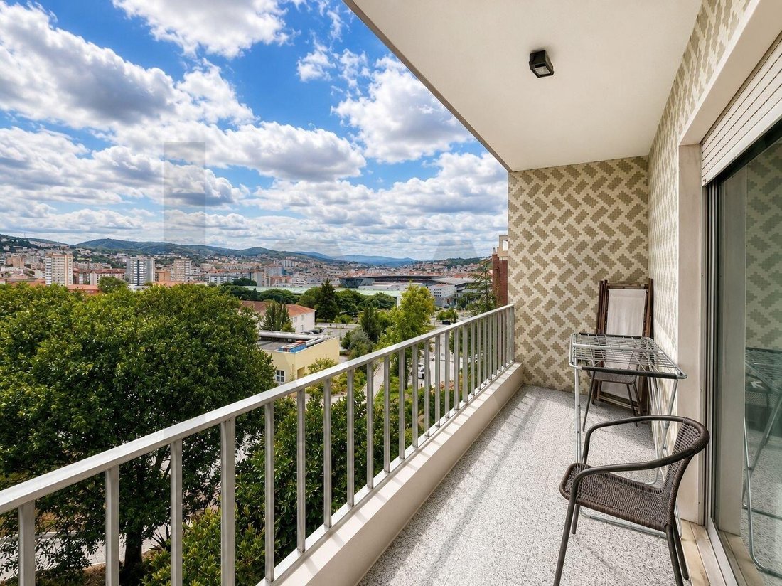 Apartment in Coimbra (Se Nova, Santa Cruz, Almedina e Sao Bartolomeu), Coimbra District, Portugal 2 - 18774864