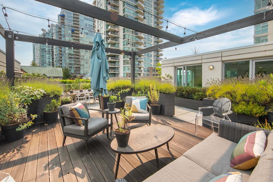 Condominio en Vancouver, Columbia Británica, Canadá 3 - 18774683