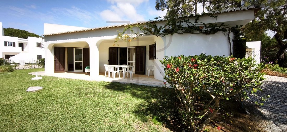 Casa a Olhos de Agua, Algarve, Portogallo 1 - 18775184