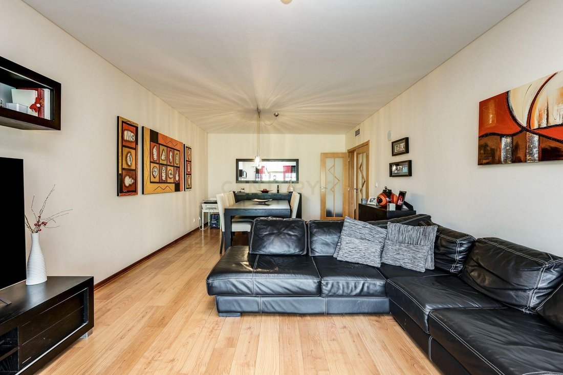 Apartamento en Linda-a-Velha, Distrito de Lisboa, Portugal 3 - 18774787