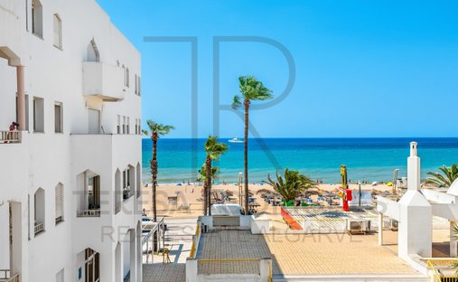Apartamento en Quarteira, Algarve, Portugal 1