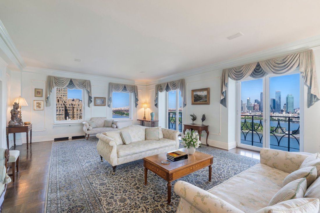 Co Op in New York, New York, United States 4 - 18774638