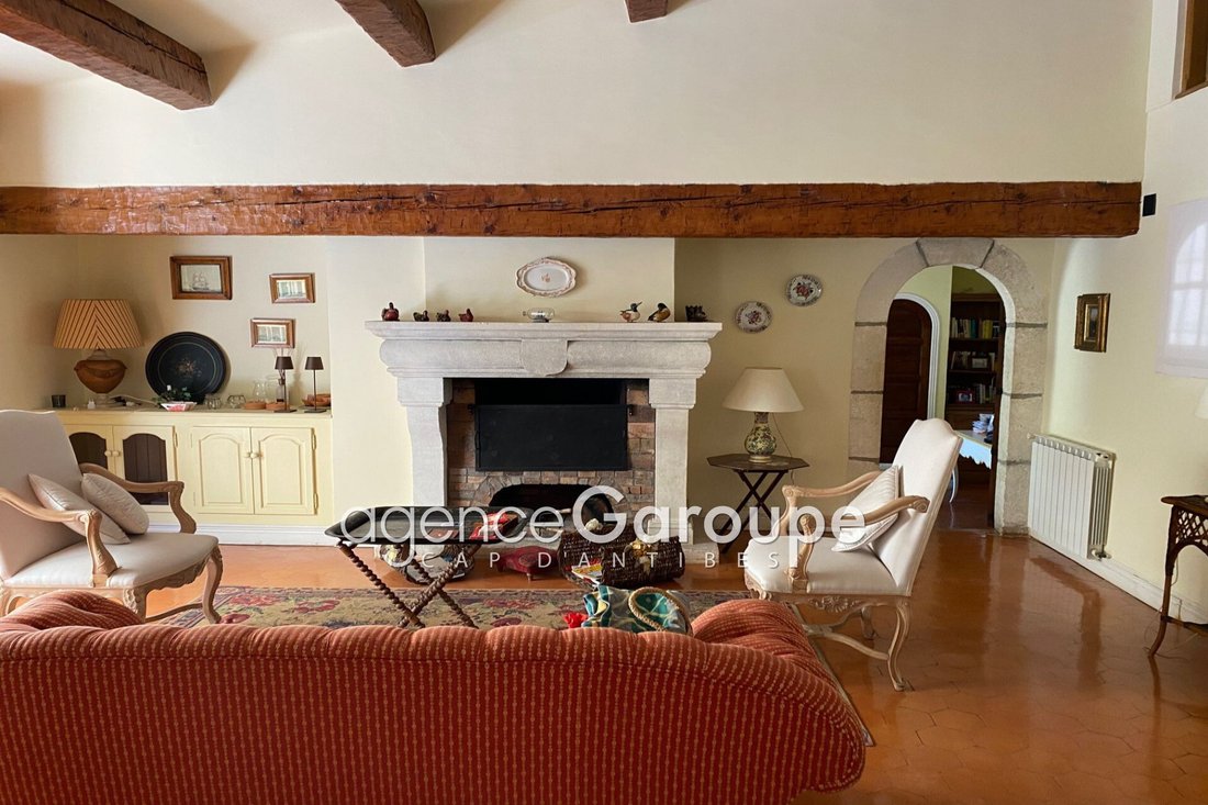Villa en Antibes, Provenza-Alpes-Costa Azul, Francia 5 - 18774723