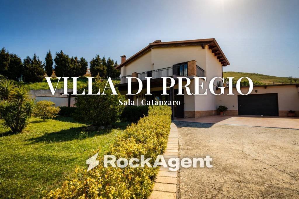 Villa in Catanzaro, Calabria, Italy 1 - 18775022