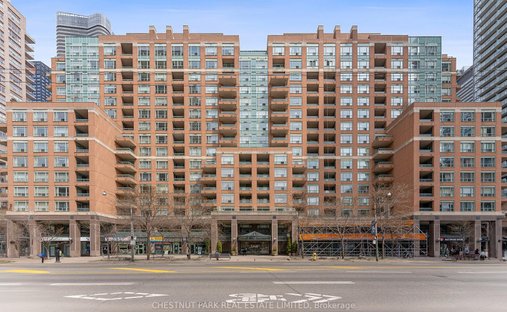 Apartment in Toronto, Ontario, Canada 1