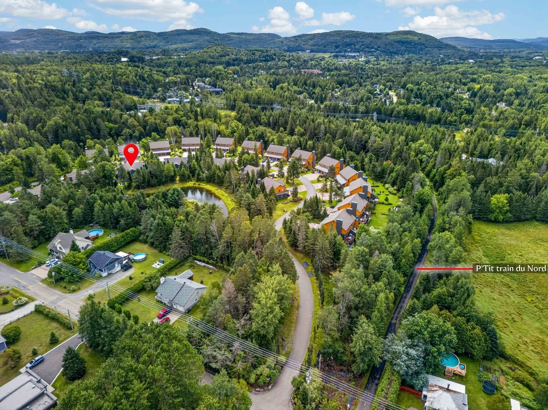 Appartement à Mont-Tremblant, Québec, Canada 2 - 18774703
