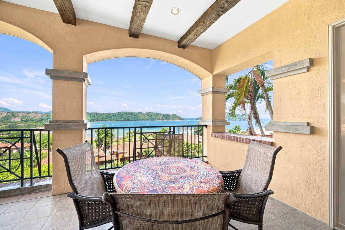 Condo in Playa Herradura, Puntarenas Province, Costa Rica 5 - 18775557