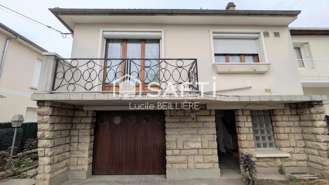 House in Victor Hugo-Maurice Berteaux, Le Blanc-Mesnil, France 2 - 18658661