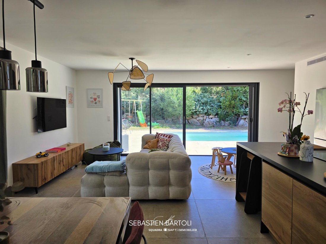 House in Porto-Vecchio, Corsica, France 4 - 18775657