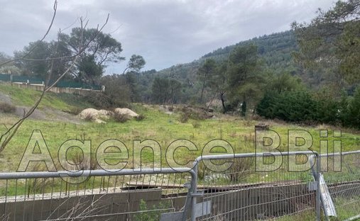 Land in Sud-Village-Pointe, Contes, France 1