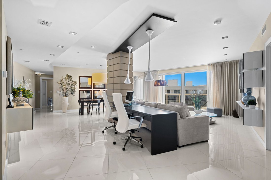 Condominio a Bal Harbour, Florida, Stati Uniti 1 - 18774632