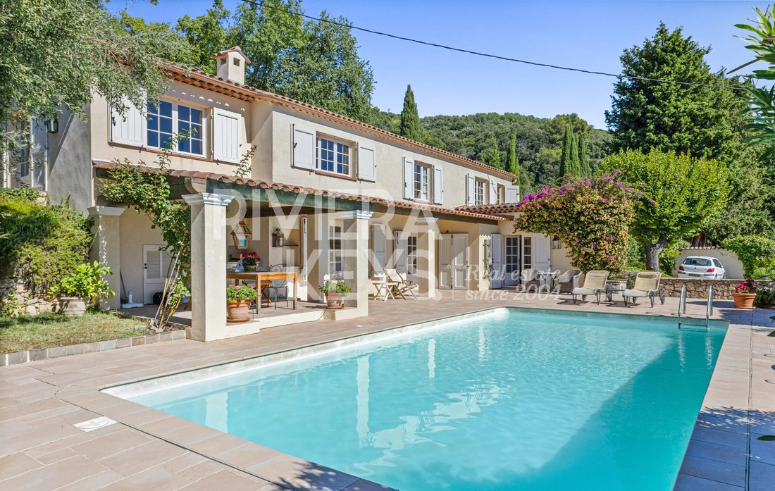 Villa à Le Tignet, Provence-Alpes-Côte d'Azur, France 1 - 18775095