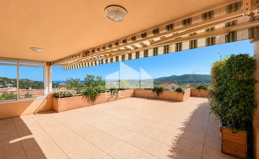 Appartamento a Nord Est, Bormes-les-Mimosas, Francia 1