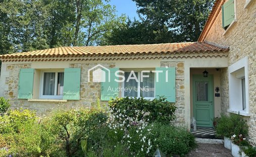 Casa in Arrondissement di Libourne, Nuova Aquitania, Francia 1