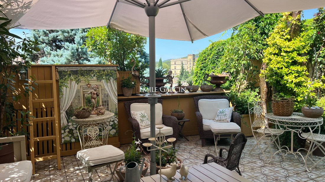 Villa en Lourmarin, Provenza-Alpes-Costa Azul, Francia 1 - 18775324