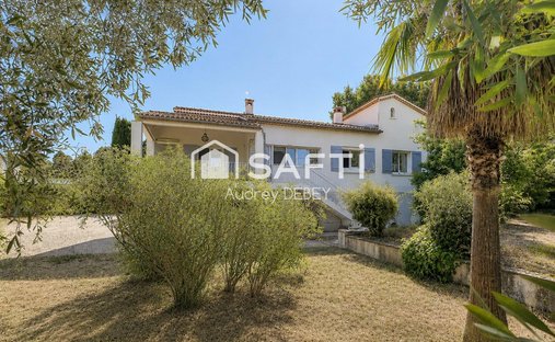 House in Nord, Sanary-sur-Mer, France 1
