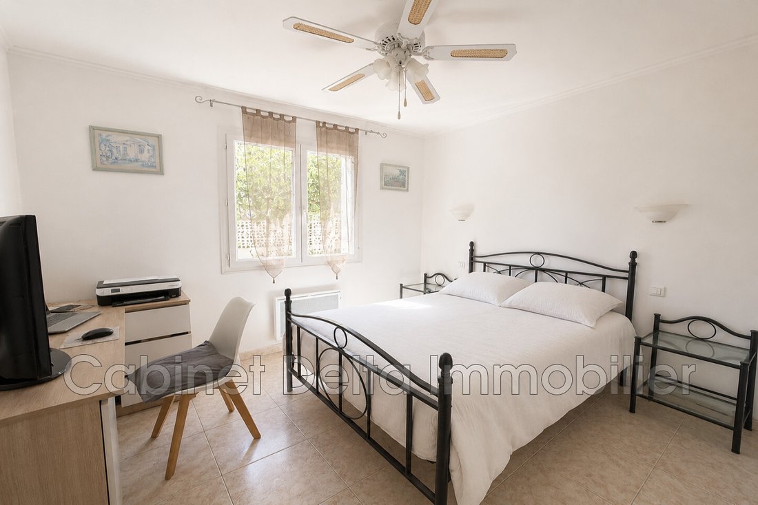 Villa a Sanary-sur-Mer, Provenza-Alpi-Costa Azzurra, Francia 2 - 18774718