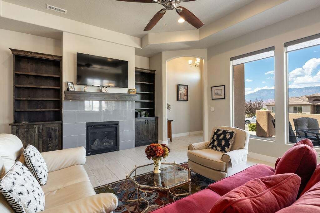 Casa a Hurricane, Utah, Stati Uniti 3 - 18774702