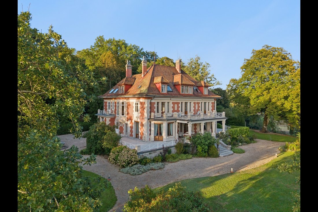 Casa en Puidoux, Valdia, Suiza 1 - 18775311
