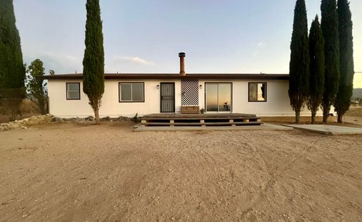 House in Littlerock, California, United States 1