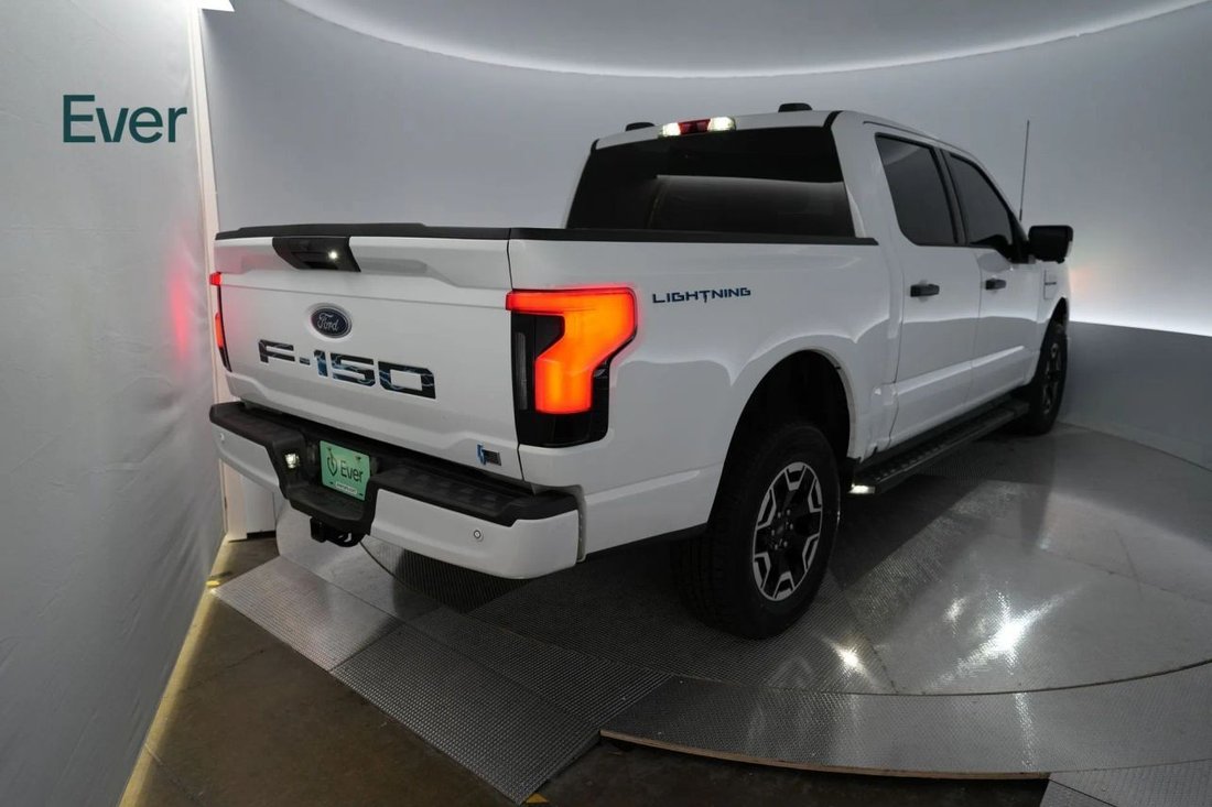 Pickup in San Francisco, CA, United States 3 - 18775409
