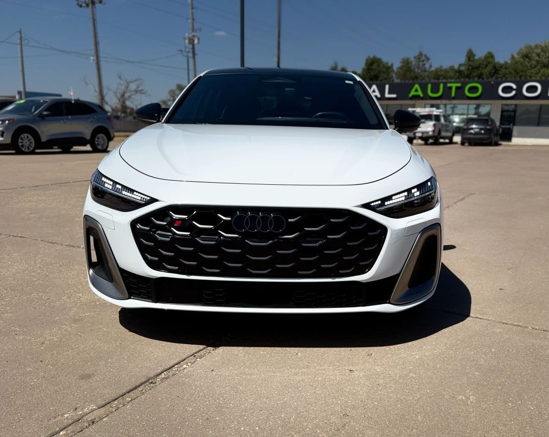 Sedan in Wichita, KS, United States 2 - 18775368