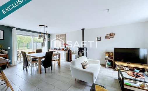 Maison à Basse-Ham, Grand Est, France 1