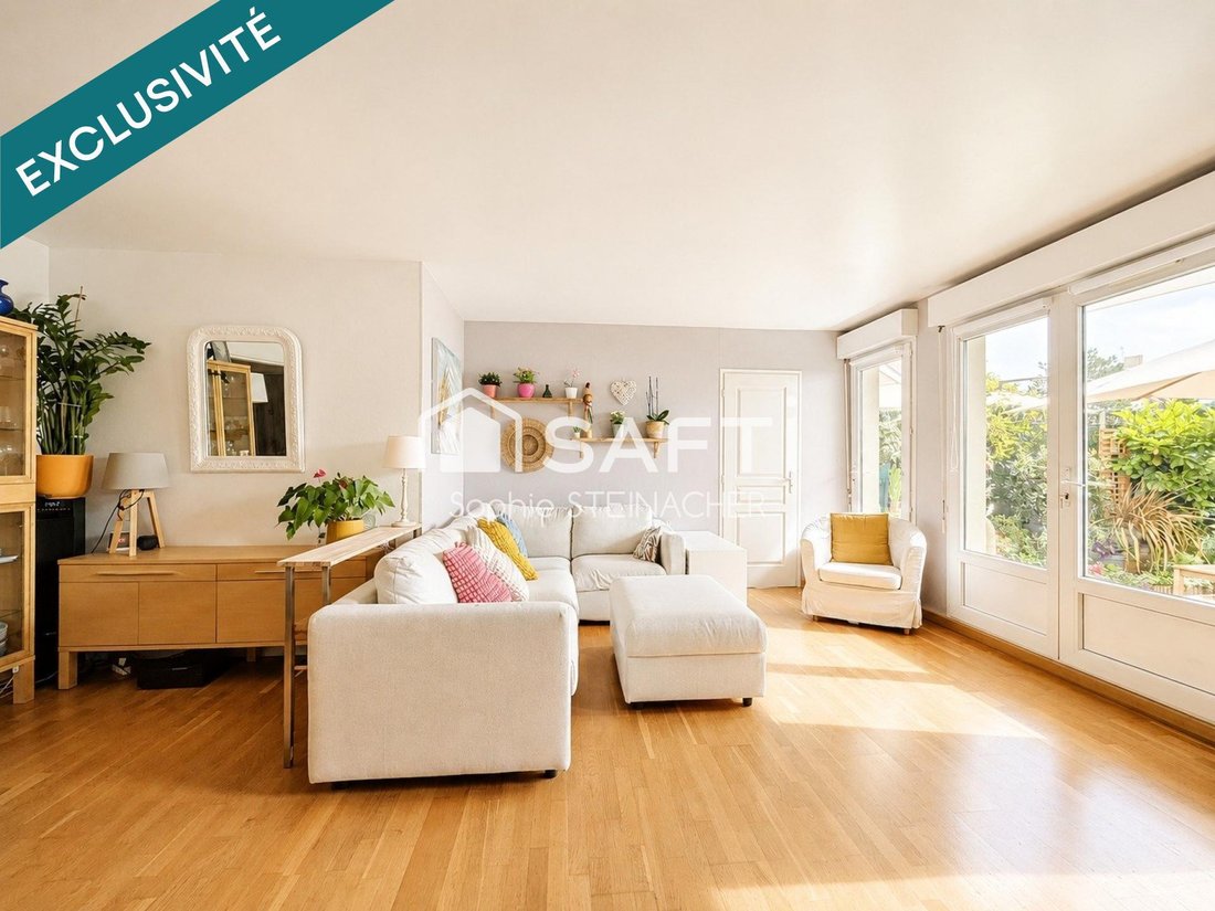 Apartment in Chatou, Ile-de-France, France 2 - 18126893