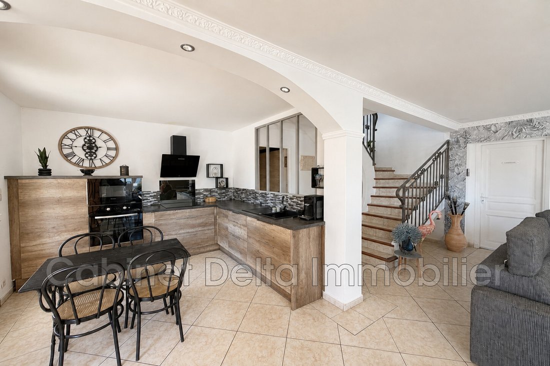 Villa a Sanary-sur-Mer, Provenza-Alpi-Costa Azzurra, Francia 3 - 18774718