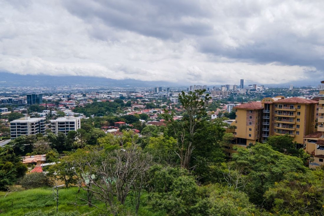House in Escazu, San José Province, Costa Rica 3 - 18775206