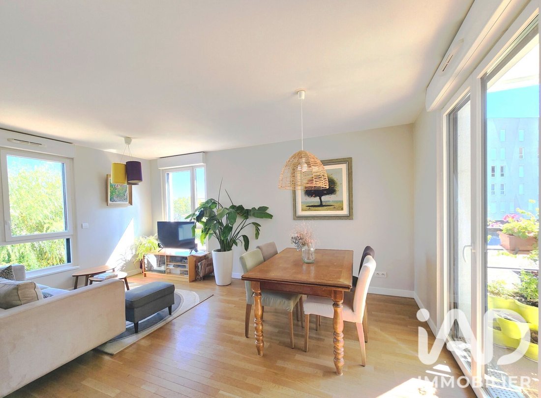 Apartment in Epinettes, Issy-les-Moulineaux, France 1 - 18777097