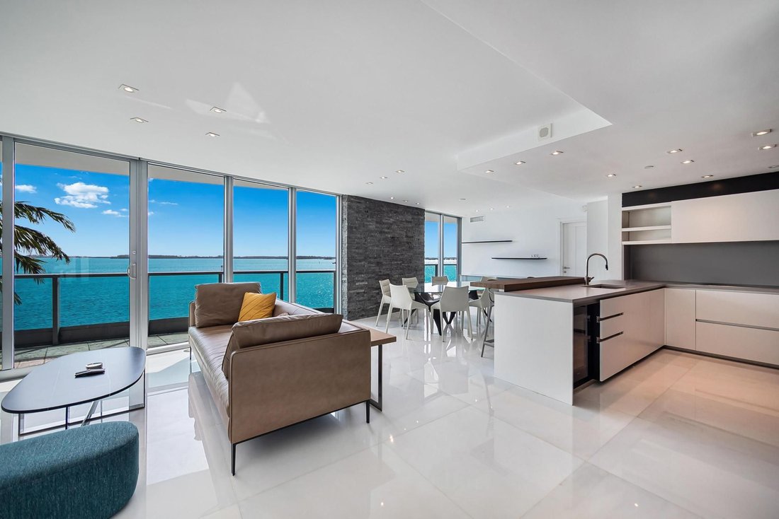 Condominio a Miami, Florida, Stati Uniti 2 - 18774630