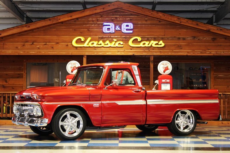 350 cui  Auto  P/B  P/S  A/C  Custom Interior  20" Billet Specialties wheels!!! in New Braunfels, United States 1 - 18774417