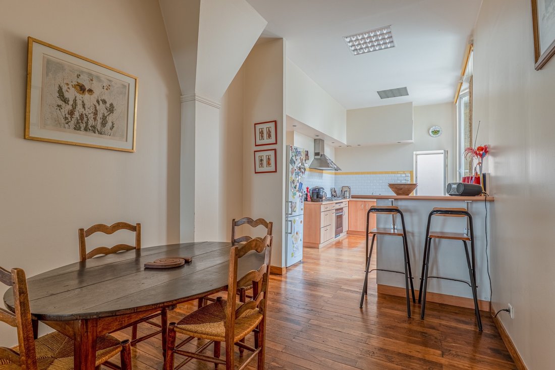 Appartement à Tête d'Or-Foch-Vitton, Lyon 6e Arrondissement, Lyon 3 - 18774368
