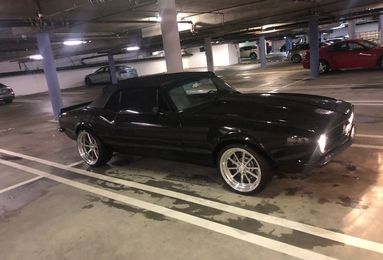 Cabriolet in Glendale, United States 2 - 18774463
