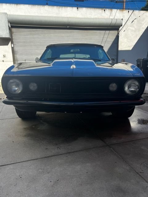 Cabriolet in Glendale, United States 4 - 18774463