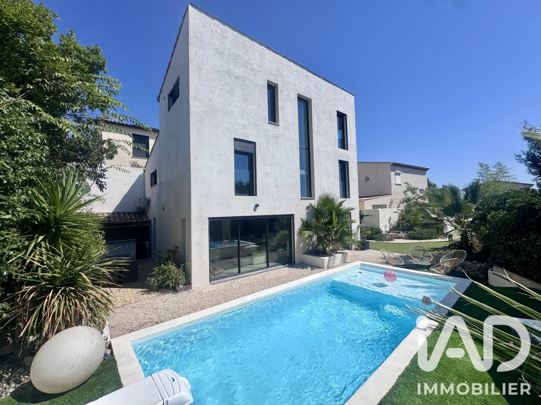 Haus in La Valentine-Les Hautes Viougues, Salon-de-Provence, Frankreich 1 - 18777067