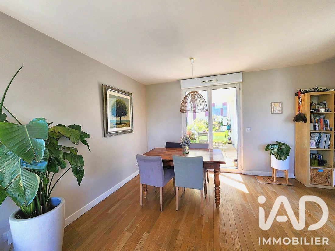 Apartment in Epinettes, Issy-les-Moulineaux, France 3 - 18777097