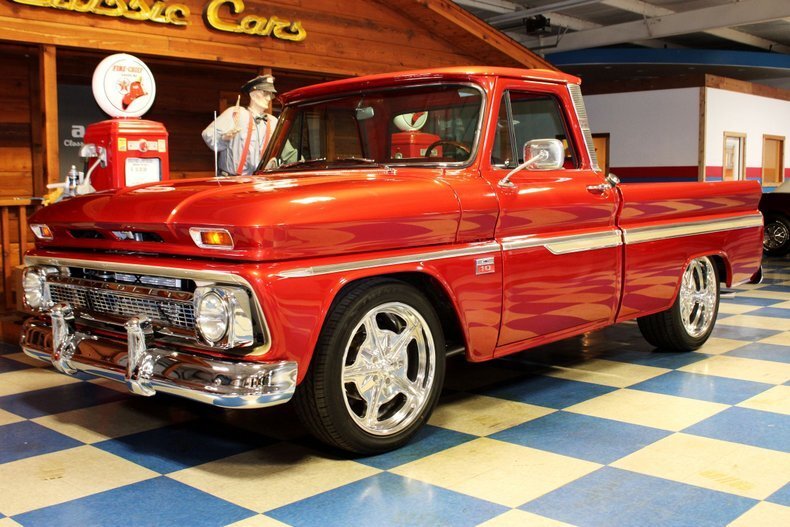 350 cui  Auto  P/B  P/S  A/C  Custom Interior  20" Billet Specialties wheels!!! in New Braunfels, United States 5 - 18774417