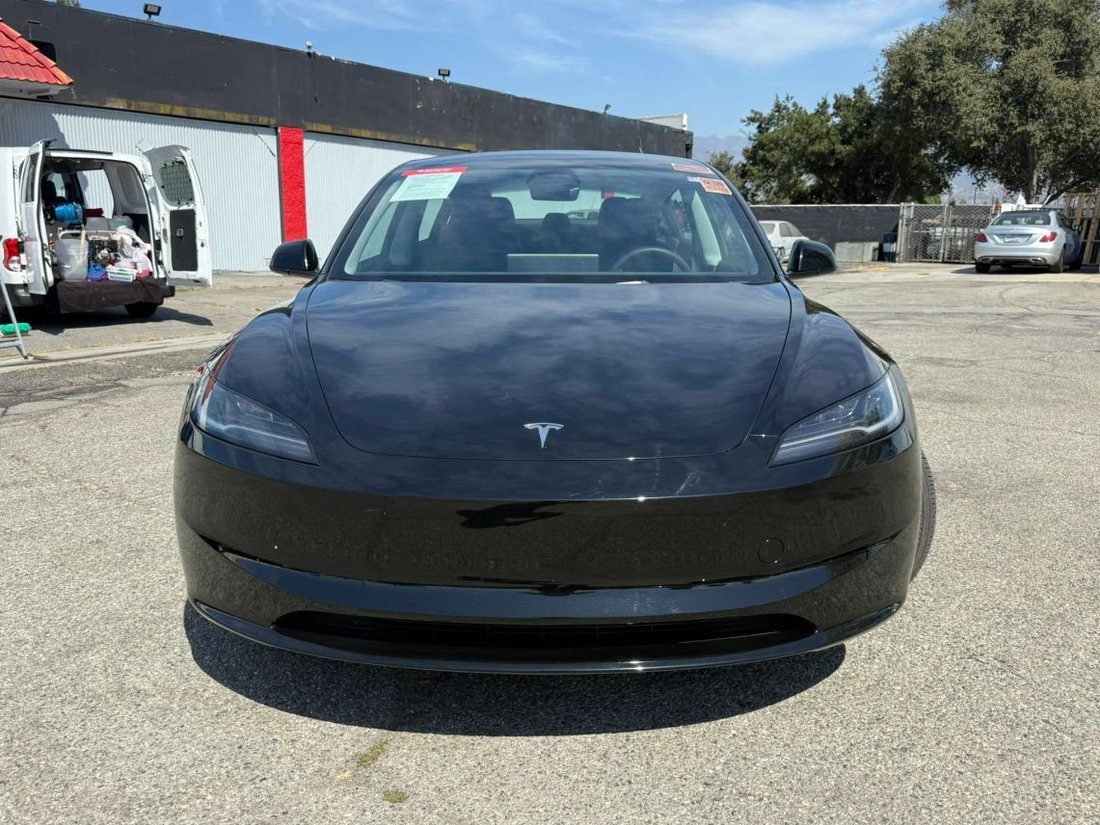 Sedan in Azusa, CA, United States 2 - 18775379