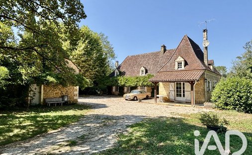 Maison à Sarlat-la-Canéda, Nouvelle-Aquitaine, France 1