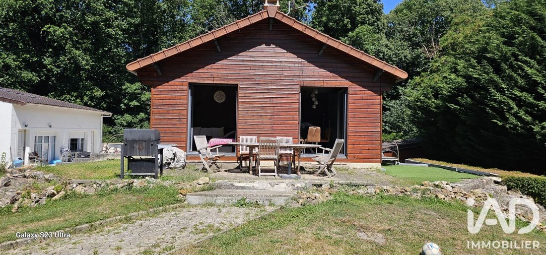 House in Jouy-le-Moutier, Ile-de-France, France 4 - 18777089