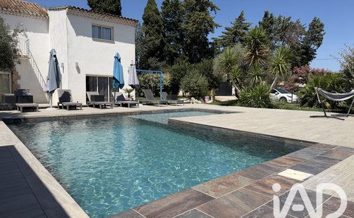 Haus in Les Crozes-Les Broquetiers-Lurian-Les Entrages-Pignarde, Salon-de-Provence, Frankreich 1