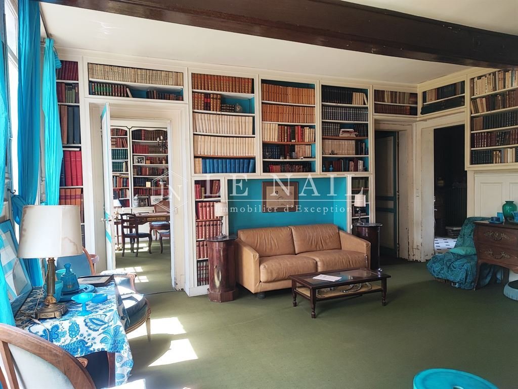 Estate in Haute Ville-Basse Ville, Chartres, France 4 - 14566839