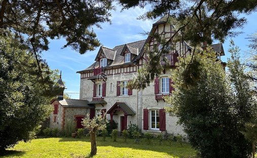 Anwesen in Saint-Michel-Chef-Chef, Pays de la Loire, Frankreich 1